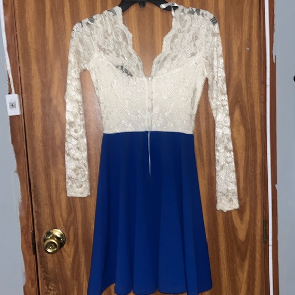 White Lace & Blue Dress - Picture 2 of 2